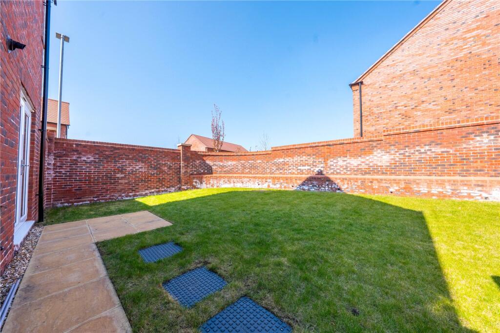 Additional image 16 of Hutchinson Close, Tamworth, Staffordshire, B79