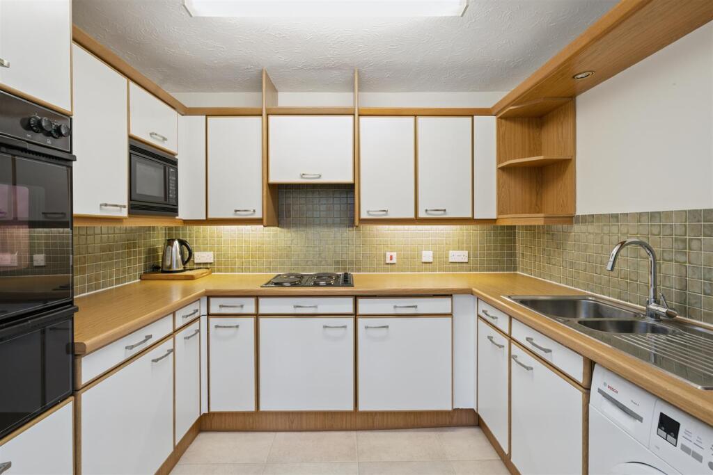 Additional image 4 of The Cedars, Downing Close, Knowle