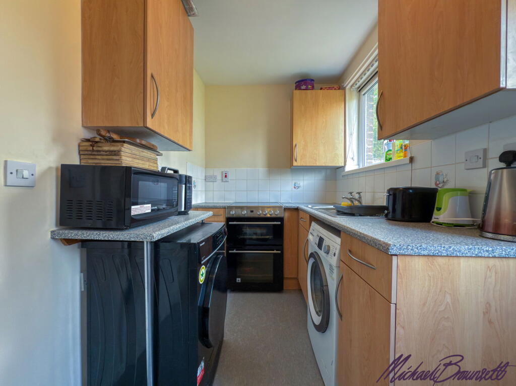 Additional image 4 of The Oval, Bingley, BD16 4RH