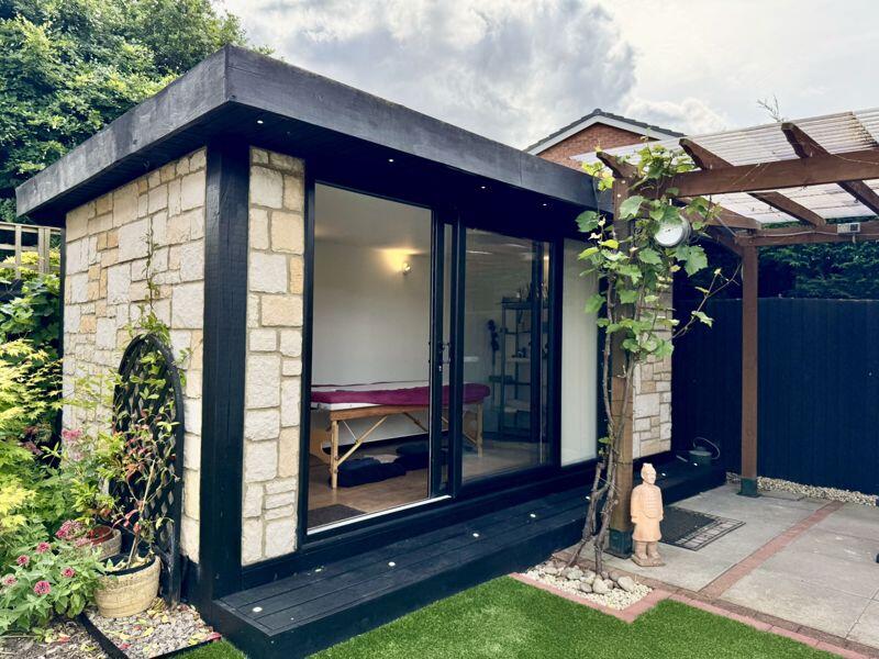 Additional image 26 of Vixen Close, Sutton Coldfield, B76 1JY