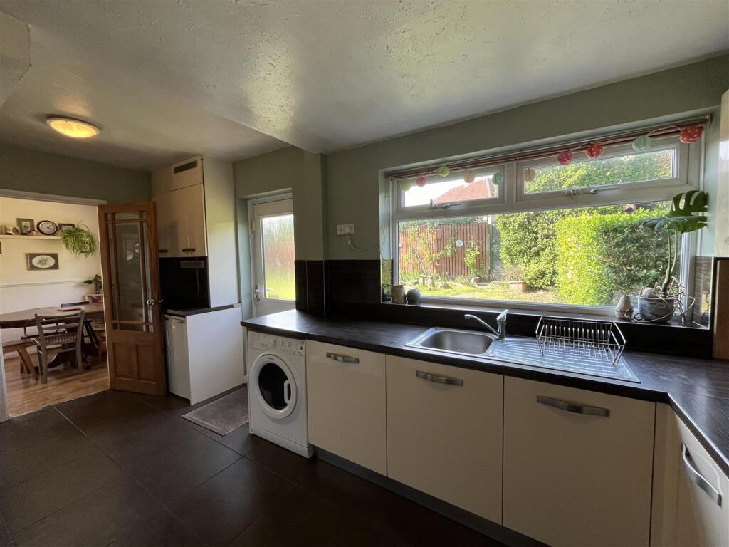 Additional image 10 of Villa Mount, Wyke, Bradford