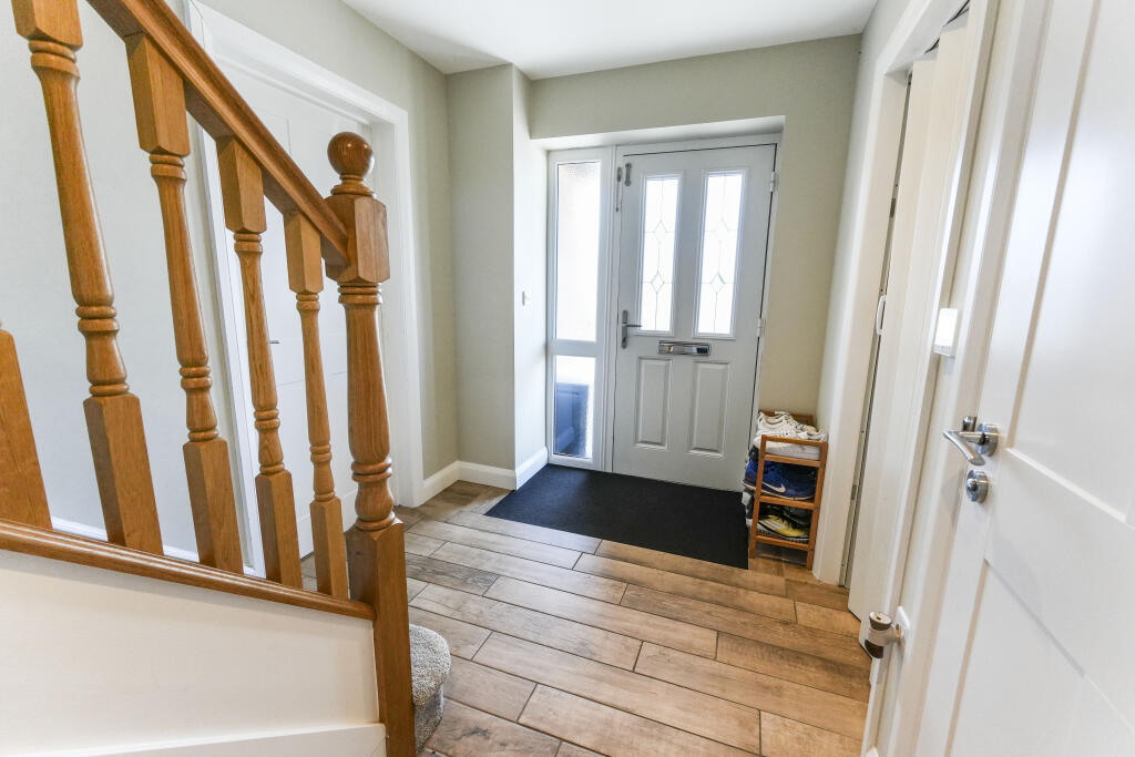 Additional image 5 of Holt Gardens, Studley, B80