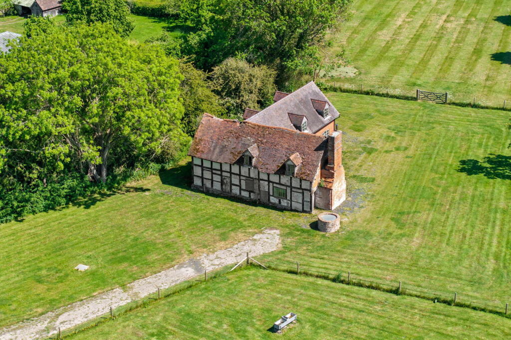 Additional image 3 of Fosters Green Cottage & Barn, Fosters Green, Lower Bentley, B60 4HY