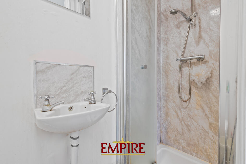 Additional image 6 of Falcon Lodge Crescent, Sutton Coldfield, Birmingham, West Midlands, B75 7LU