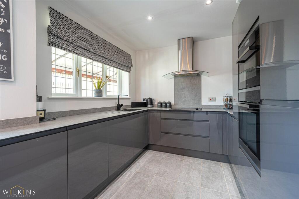 Additional image 4 of Mossdale, Wilnecote, Tamworth, Staffordshire, B77