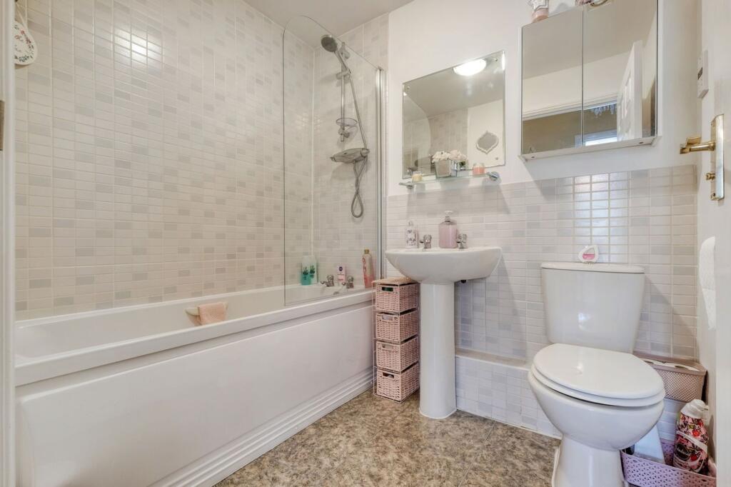 Additional image 10 of Aqueduct Road, Shirley, B90