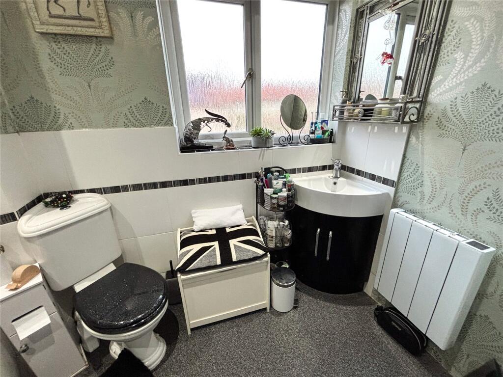 Additional image 17 of High Street, Sutton Veny