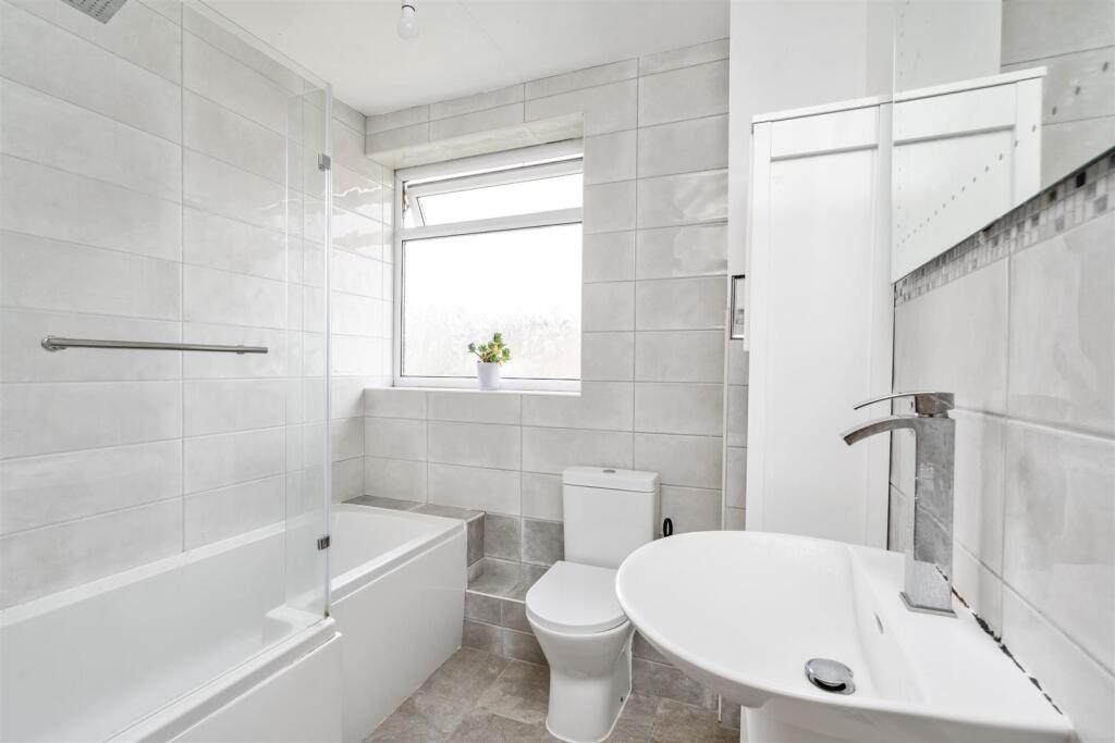 Additional image 14 of Oakland Close, Solihull