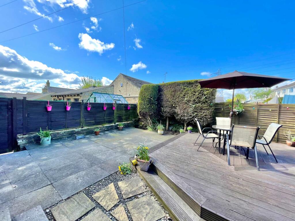 Additional image 17 of Bradford Road, Birkenshaw