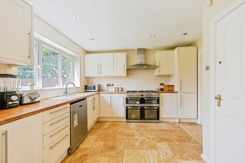 Additional image 10 of Whitesands Close, Amington, Tamworth