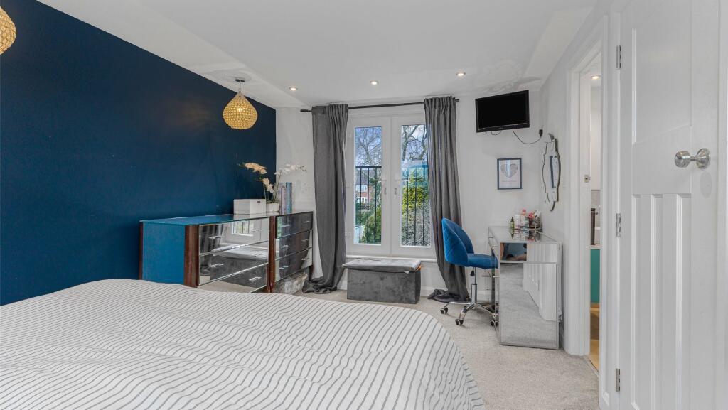 Additional image 22 of Slade Road, Four Oaks, B75