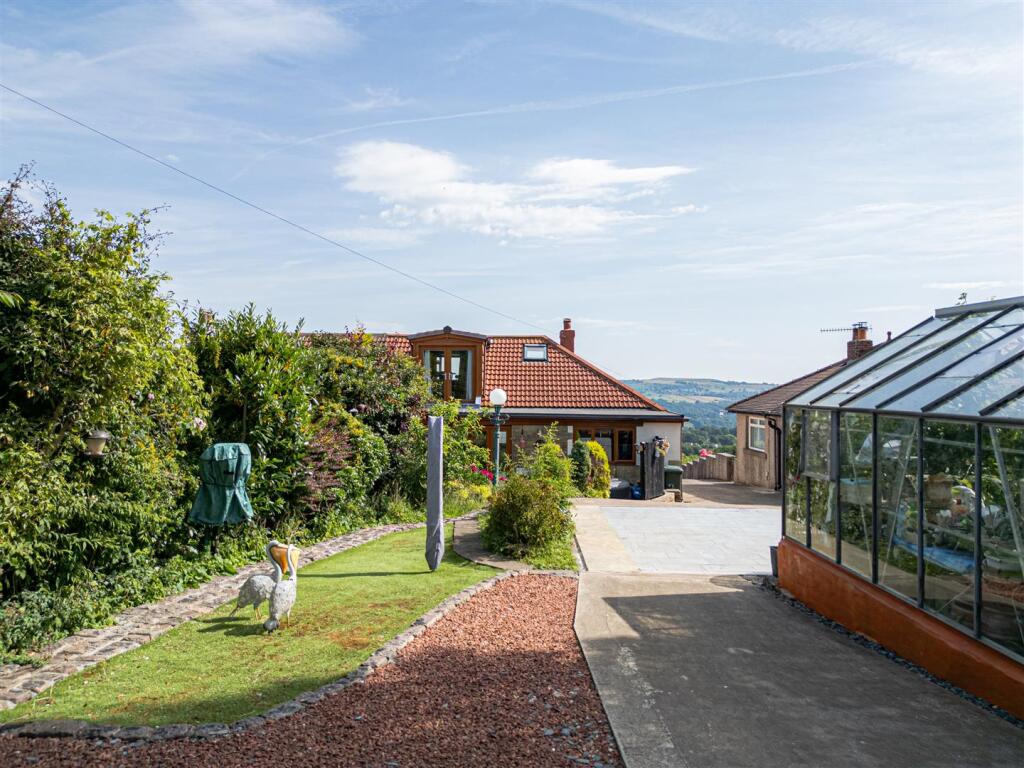 Additional image 45 of Moor View Drive, Bingley