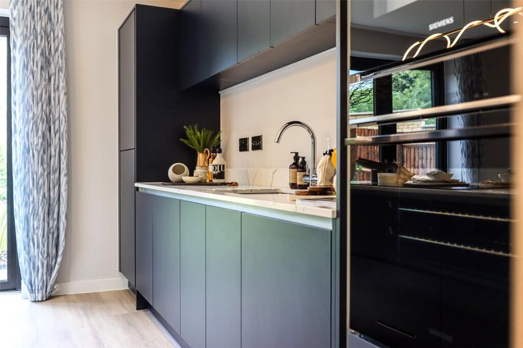 Additional image 5 of The Quattuor, 4 Porta, London Road West, Bath, Somerset, BA1