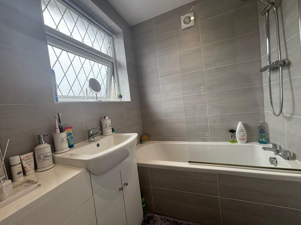 Additional image 28 of Westminster Drive, Clayton, Bradford