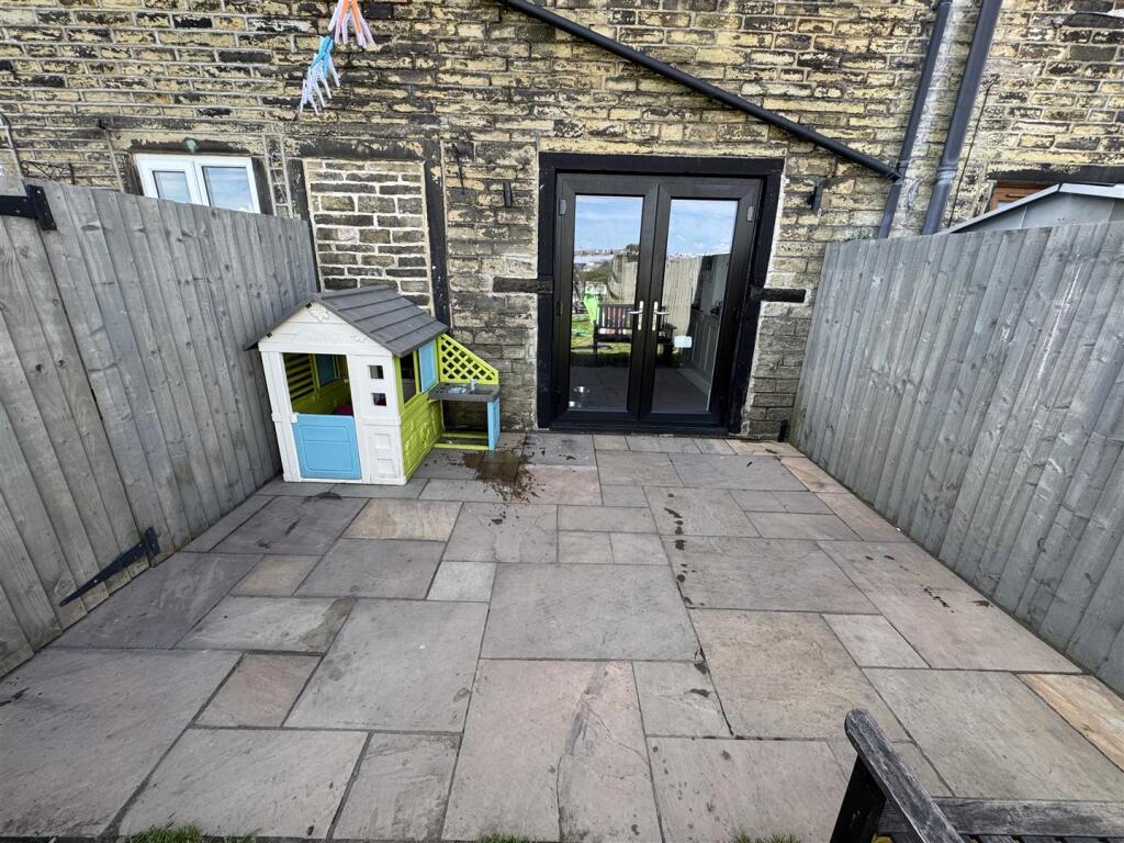 Additional image 22 of Dolphin Terrace Bradford