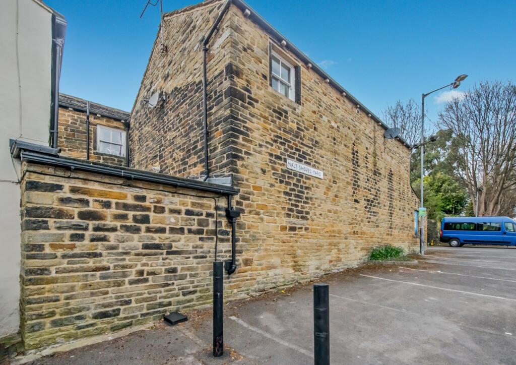 Additional image 9 of Greenfield Lane, Idle, Bradford, BD10