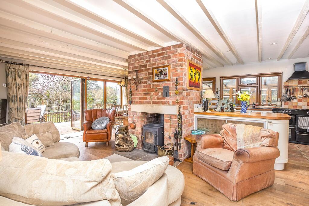 Additional image 3 of Moorfield Road, Alcester, B49