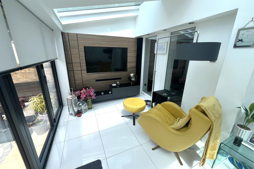 Additional image 3 of Roundhead Fold, Apperley Bridge, Bradford