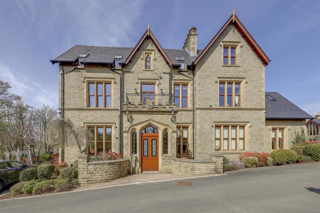 Additional image 3 of Lea Bank Hall, College Lane, Rawtenstall, Rossendale - Incredible, Spacious Apartment In Unique, Exclusive Gated Setting