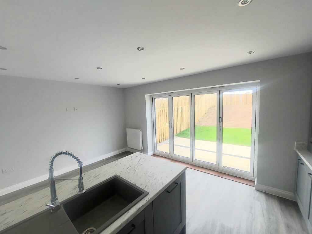 Additional image 4 of Velvet Lane, Denholme, Bradford