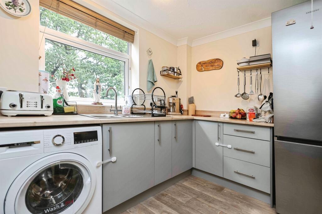 Additional image 10 of Leach Green Lane, Rednal, BIRMINGHAM