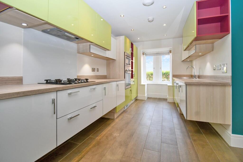 Additional image 4 of Providence Avenue, Bradford