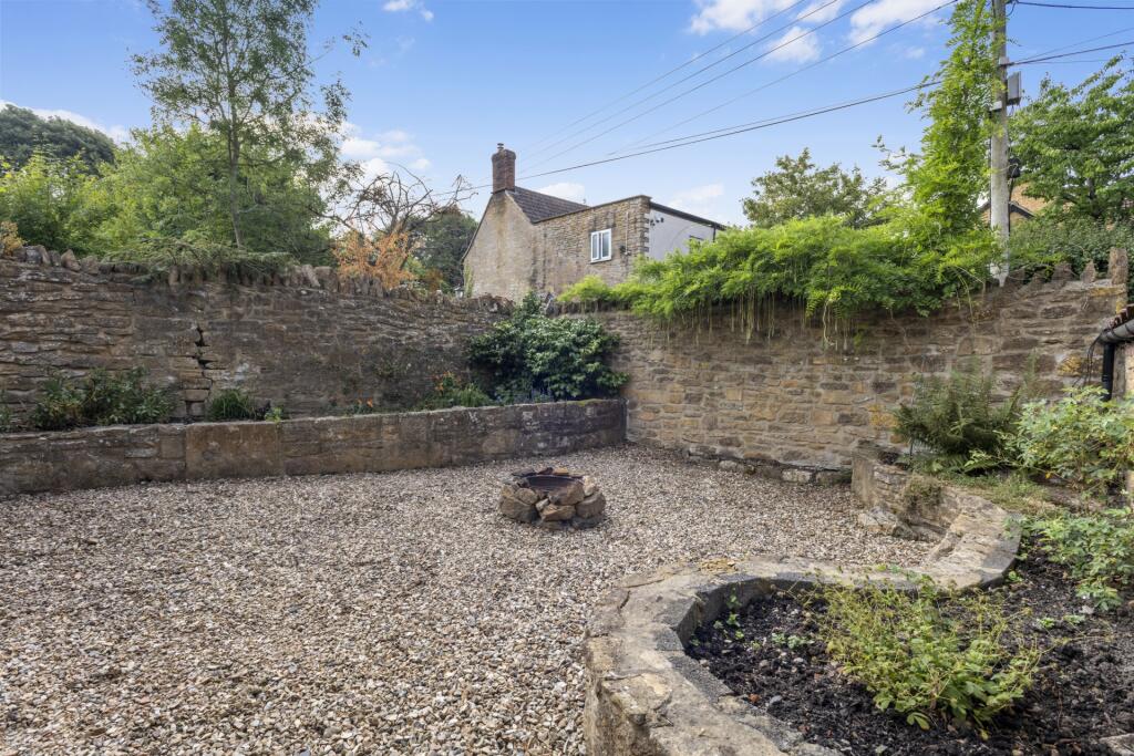 Additional image 22 of Farm Street, Tintinhull, BA22