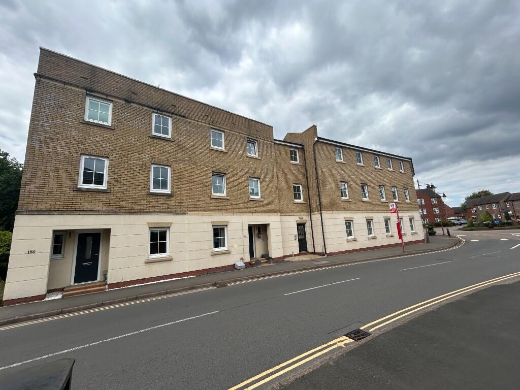 Additional image 13 of Dickens Heath Road, Shirley, B90 1UF