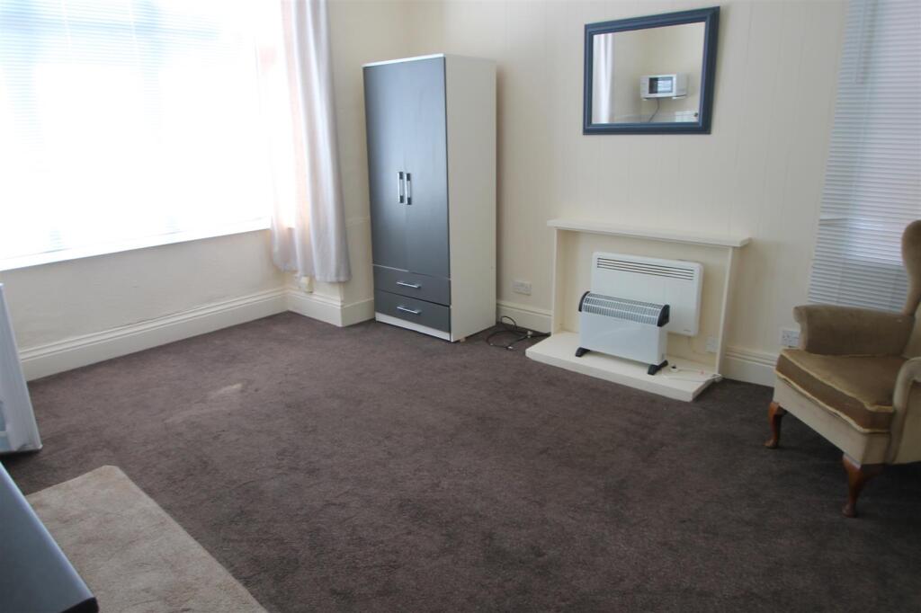 Additional image 19 of Wrights Lane, Cradley Heath