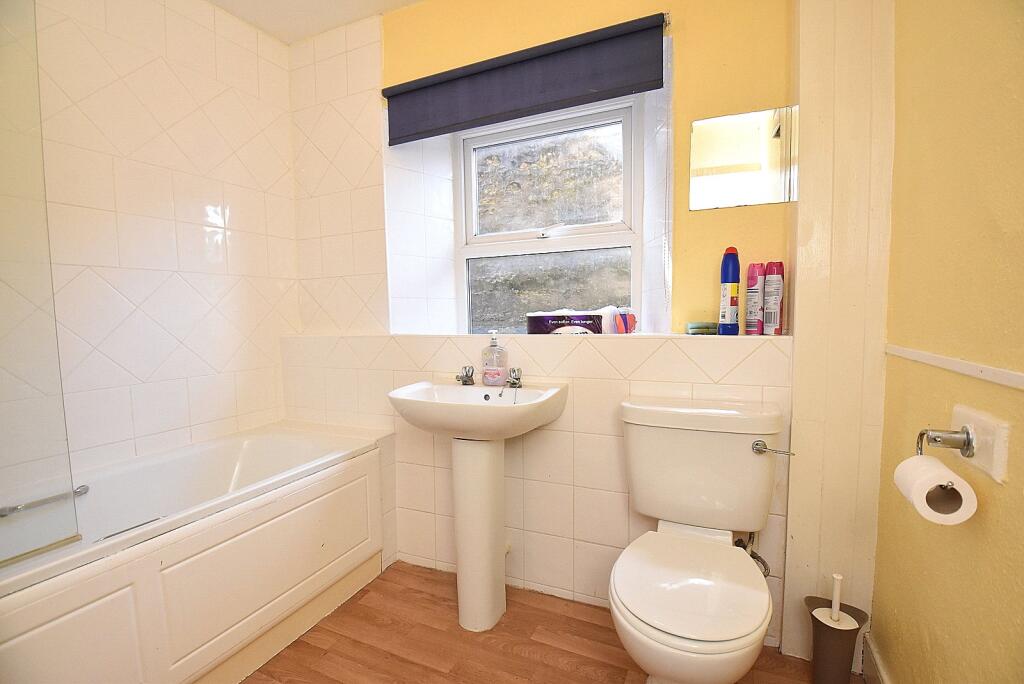 Additional image 5 of 45 & 45a High Street, Wincanton, Somerset, BA9