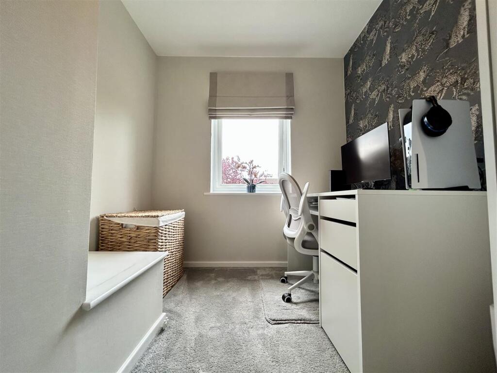 Additional image 21 of Hamilton Avenue, Halesowen