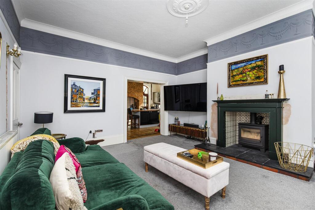 Additional image 6 of Whitcliffe Road, Cleckheaton