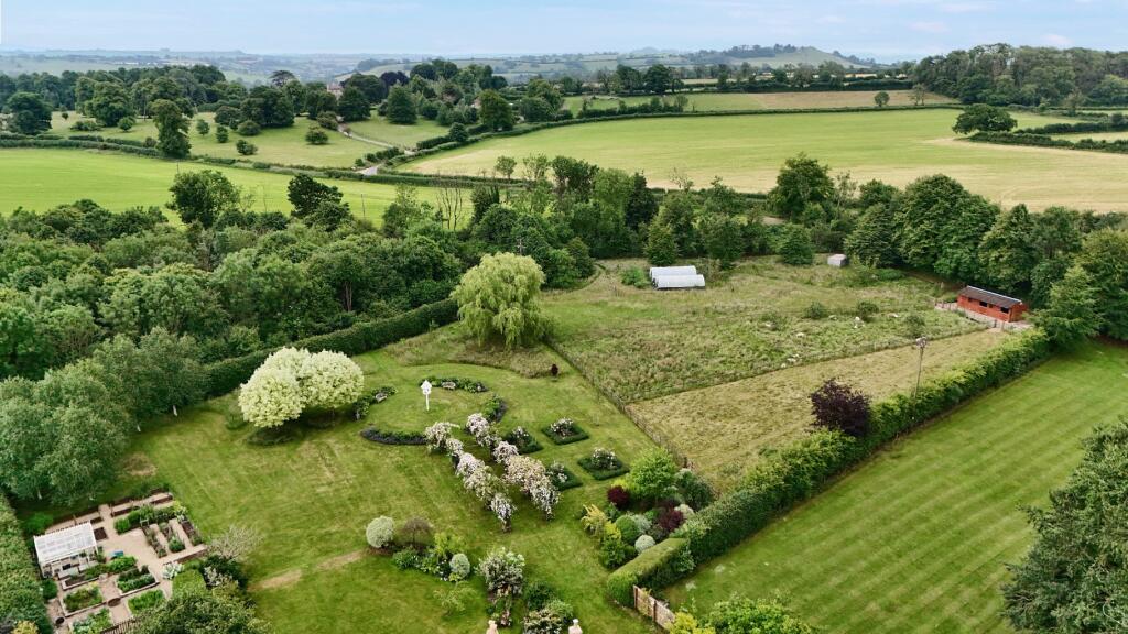 Additional image 26 of West Cranmore