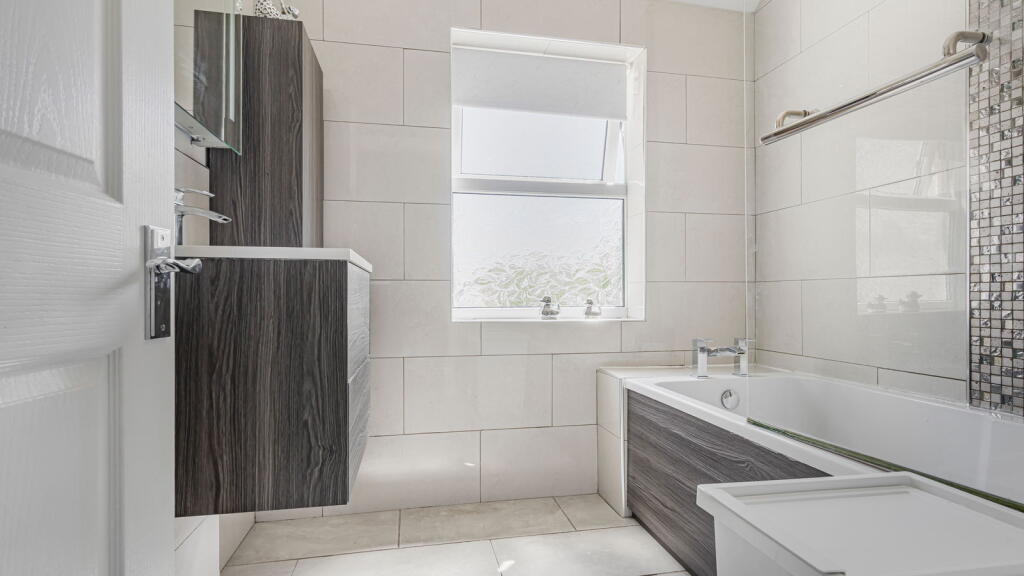 Additional image 16 of Penns Lane, Sutton Coldfield, B72 1BL