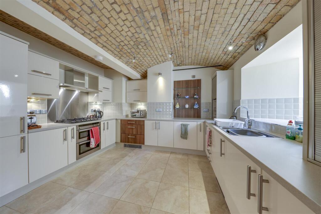 Additional image 12 of Lea Bank Hall, College Lane, Rawtenstall, Rossendale - Incredible, Spacious Apartment In Unique, Exclusive Gated Setting