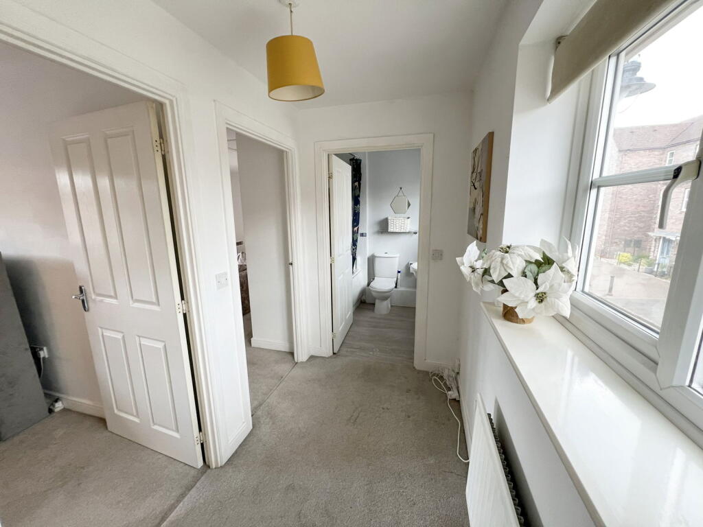 Additional image 8 of Dickens Heath Road, Dickens Heath