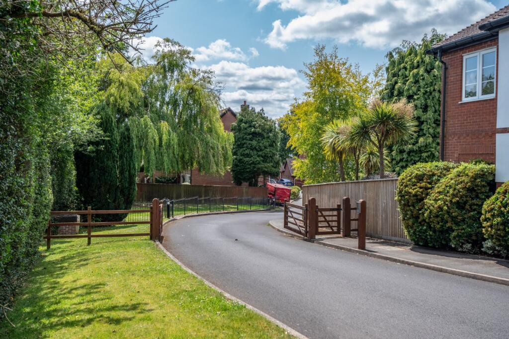 Additional image 27 of Foxtail Place, Catshill, Bromsgrove, Worcestershire, B61