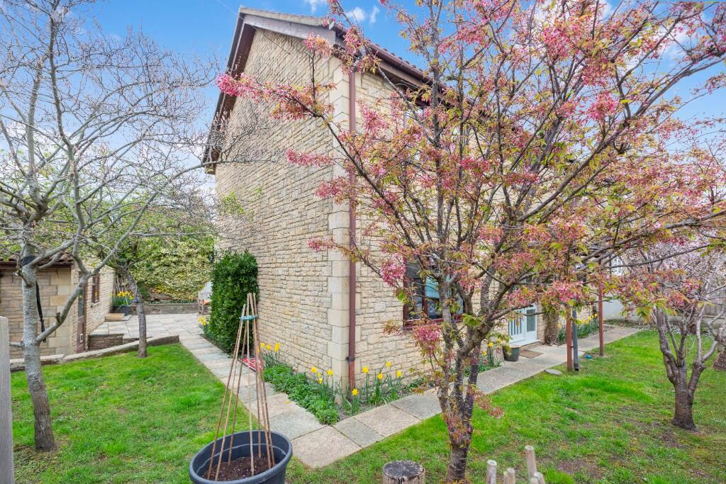 Additional image 33 of Quaperlake Street, Bruton, Somerset, BA10