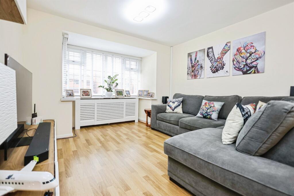 Additional image 21 of Finwood Close, SOLIHULL