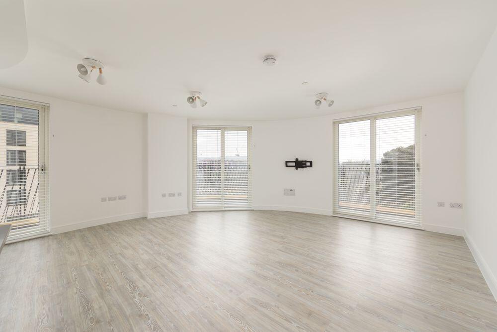 Additional image 4 of 21 Sovereign Point, Midland Road, Bath