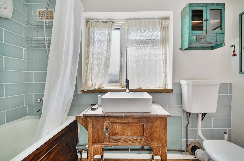 Additional image 14 of Uphills, Bruton, Somerset, BA10 0ES