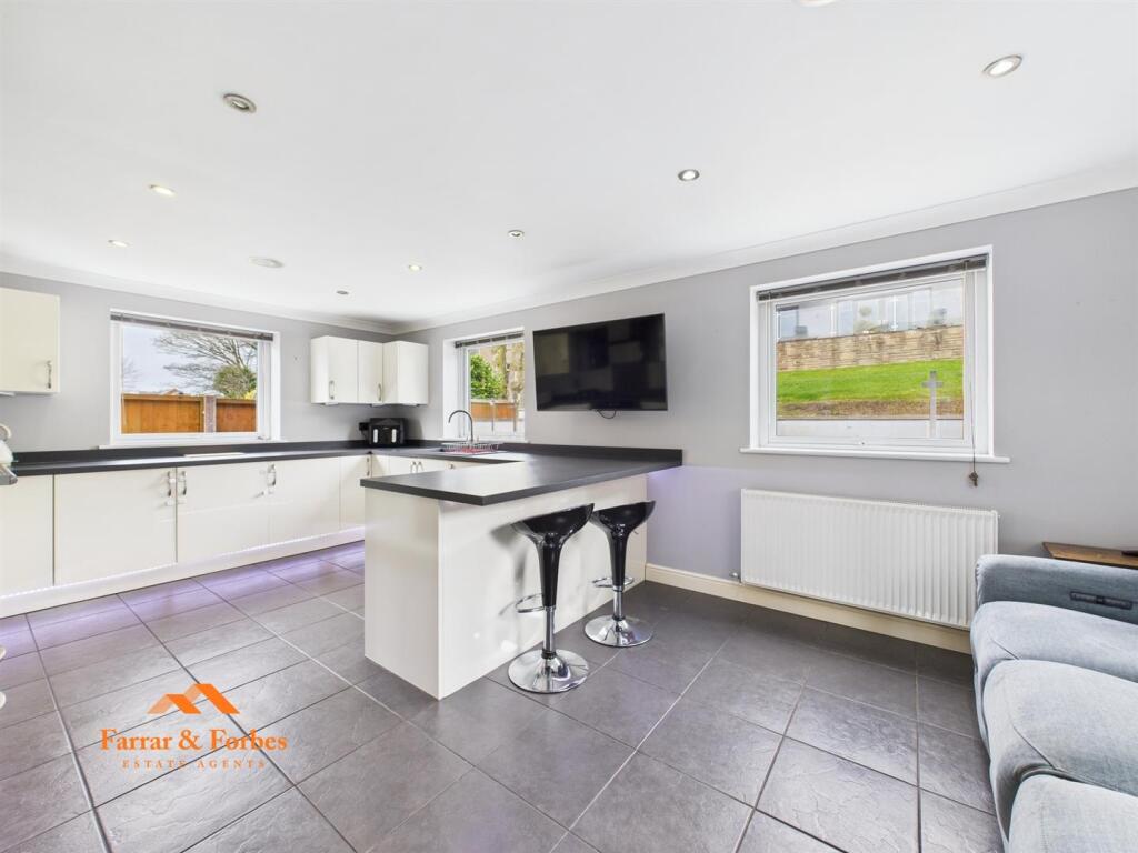 Additional image 13 of Standroyd Drive, Colne