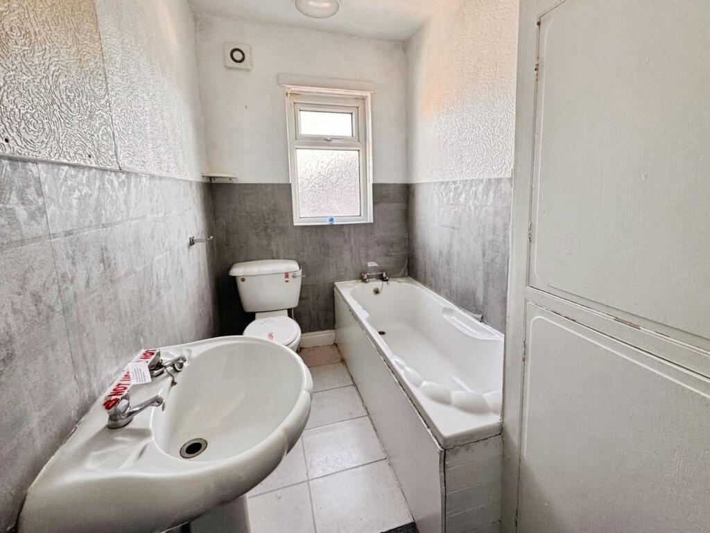 Additional image 6 of St. Peg Lane, Cleckheaton, West Yorkshire, BD19