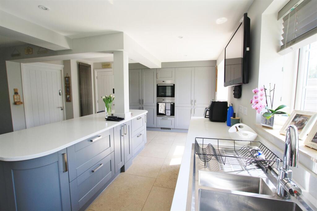 Additional image 7 of John Rennie Close, Bradford-On-Avon