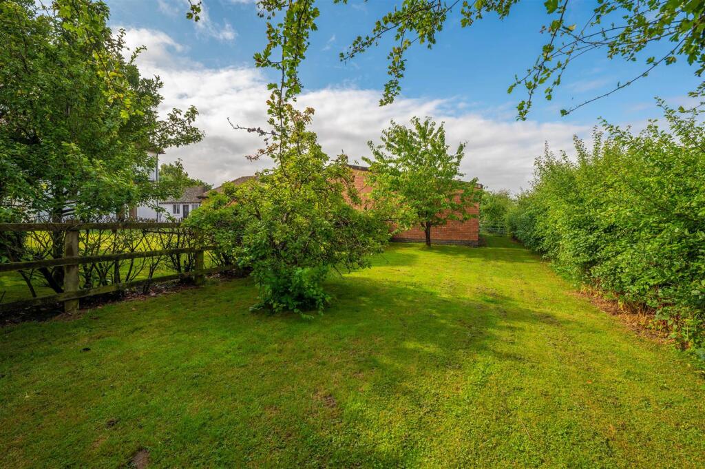 Additional image 36 of Stratford Road, Cranhill