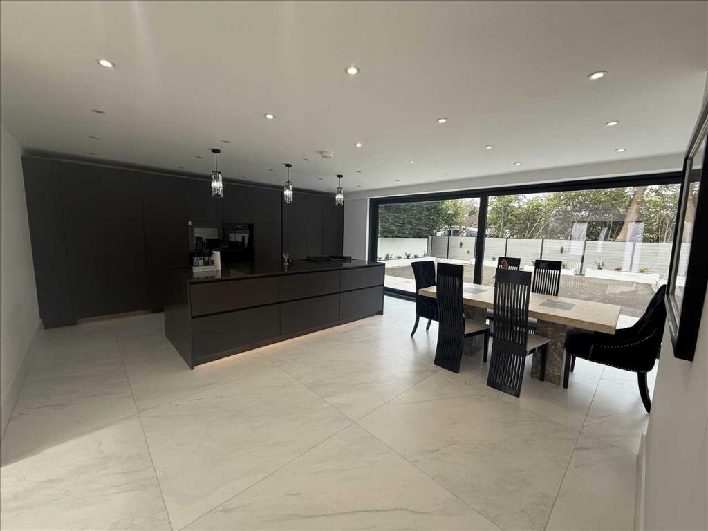 Additional image 5 of Whitefields Road, Solihull