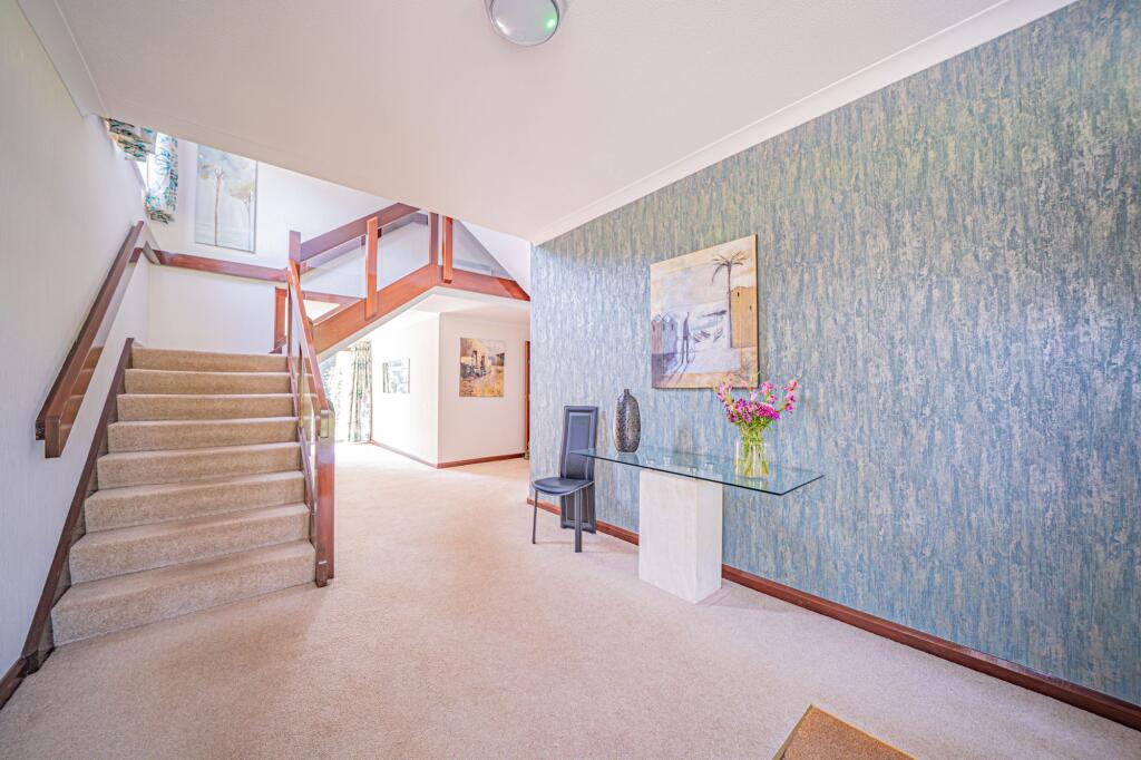Additional image 19 of Warwick Road, Knowle, B93