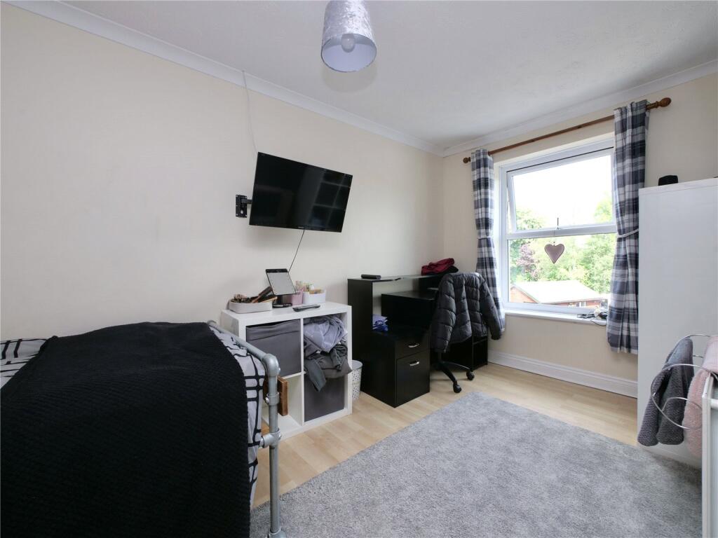 Additional image 15 of Spacious 3-4 Bedroom House With Significant Off-Street Parking & Garden