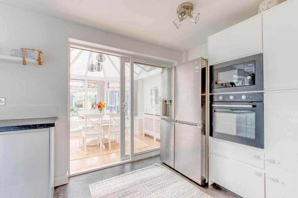 Additional image 7 of Hindlip Close, Winyates Green, Redditch, B98