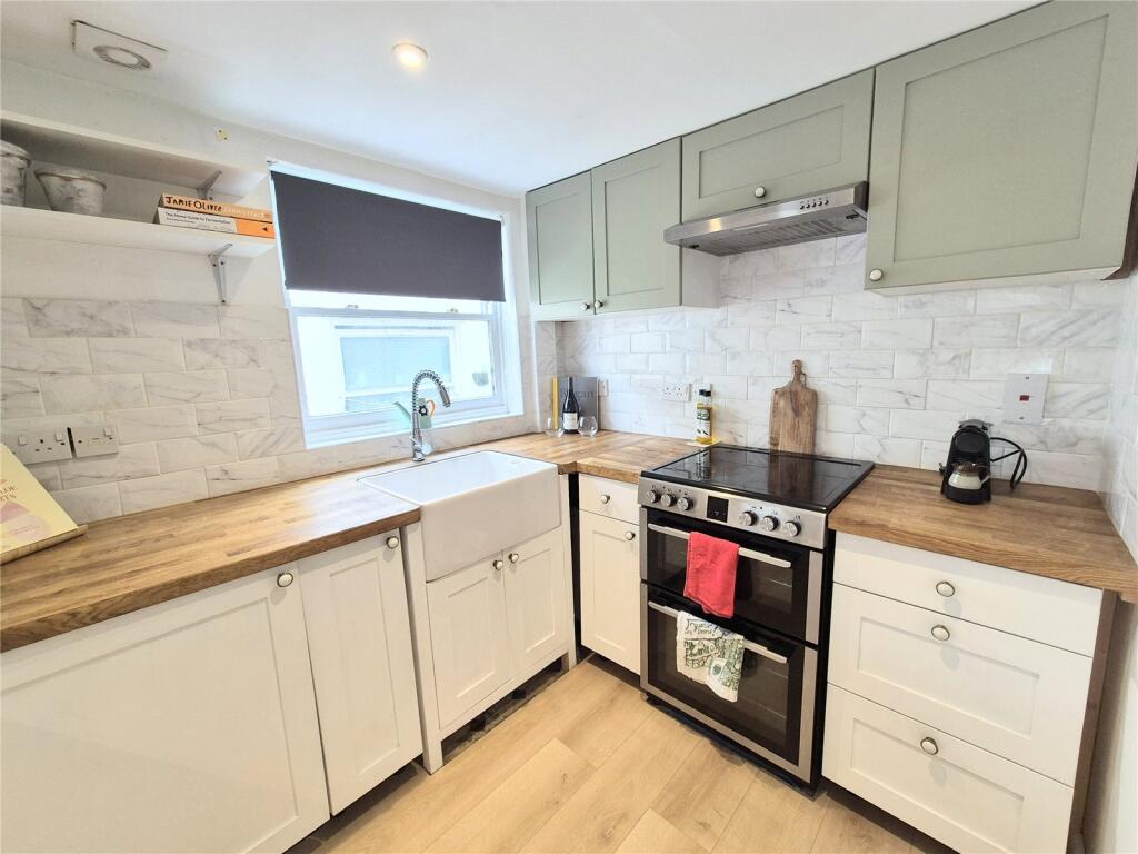 Additional image 4 of Hoopers Barton, Frome, Somerset, BA11